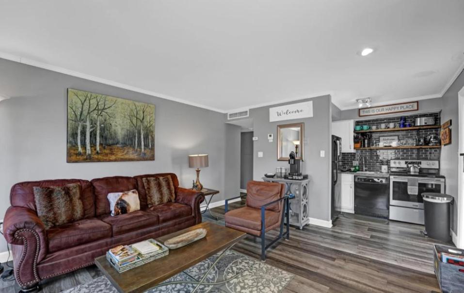 New- Lovely 2-Bdr2Bath Gatlinburg Condo With Resort Indoor Pool Hot Tub Wi-Fi, Great Location Exterior foto